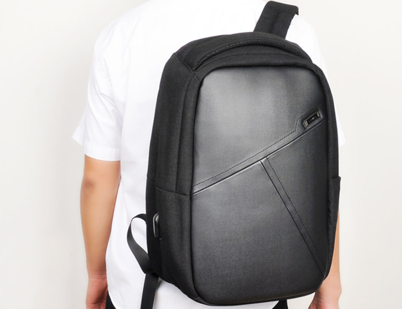新宝gg科技：专业双肩电脑背包定做服务商